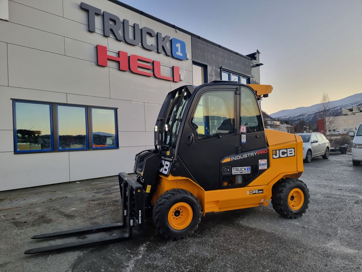 Utleie - JCB 3.5 tonns teletruck